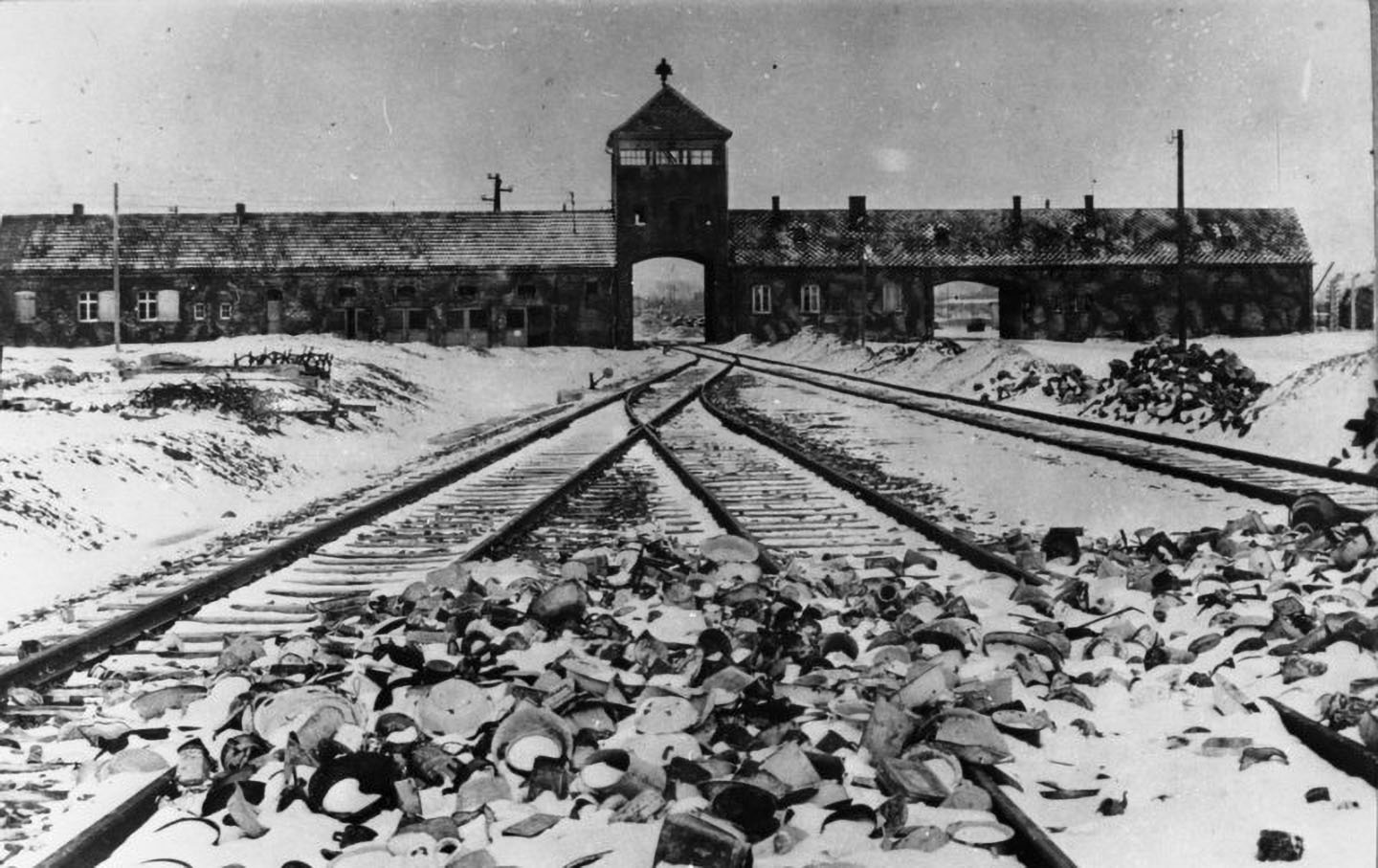Vernichtungslager Auschwitz, Einfahrt